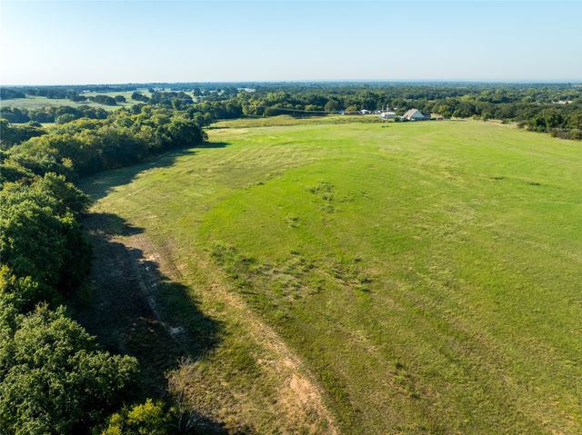 702 Old Reunion Road, Decatur, TX 76234