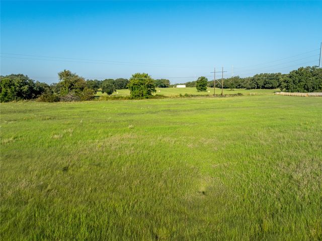 702 Old Reunion Road, Decatur, TX 76234