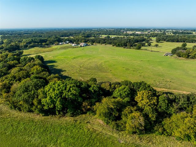 702 Old Reunion Road, Decatur, TX 76234