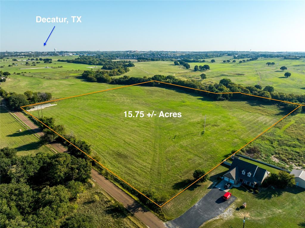 702 Old Reunion Road, Decatur, TX 76234