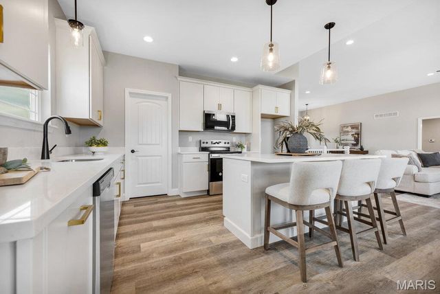 103 Timber Wind Drive, Wentzville, MO 63385