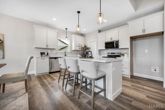 103 Timber Wind Drive, Wentzville, MO 63385