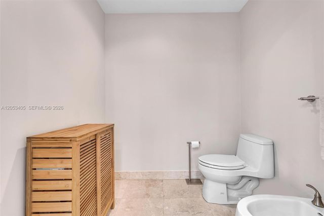 1500 SE 12th St 1A, Fort Lauderdale, FL 33316