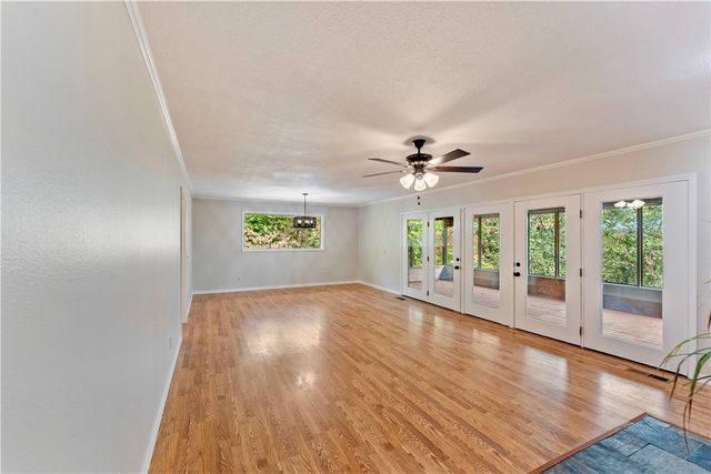 15 Blenheim Lane, Bella Vista, AR 72715
