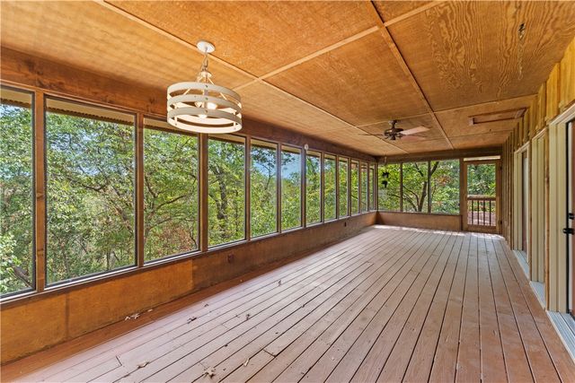 15 Blenheim Lane, Bella Vista, AR 72715
