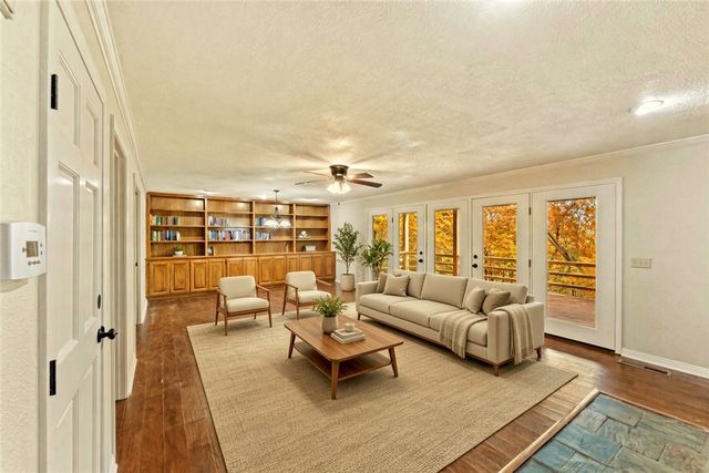 15 Blenheim Lane, Bella Vista, AR 72715