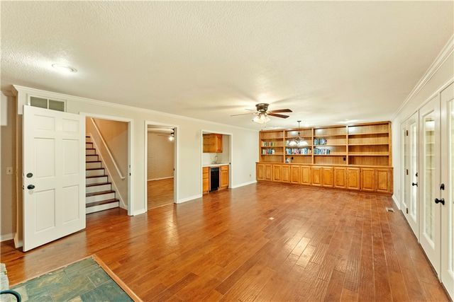 15 Blenheim Lane, Bella Vista, AR 72715