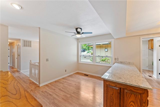 15 Blenheim Lane, Bella Vista, AR 72715
