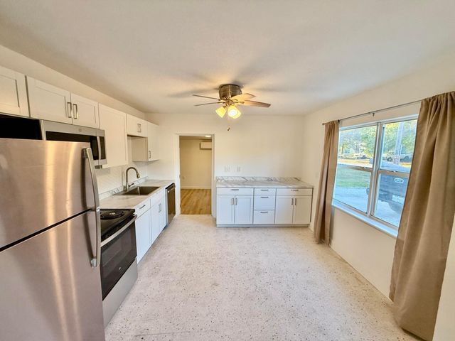 5045 Garner St A, Fort Pierce, FL 34981