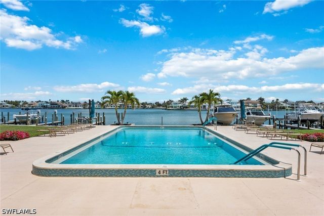 3430 Gulf Shore BLVD N 6J, Naples, FL 34103