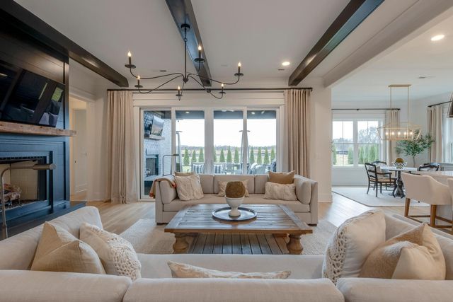 5713 Eaglemont Dr, Murfreesboro, TN 37129