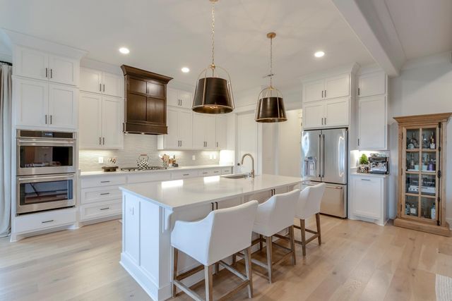 5713 Eaglemont Dr, Murfreesboro, TN 37129