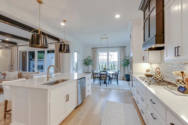 5713 Eaglemont Dr, Murfreesboro, TN 37129