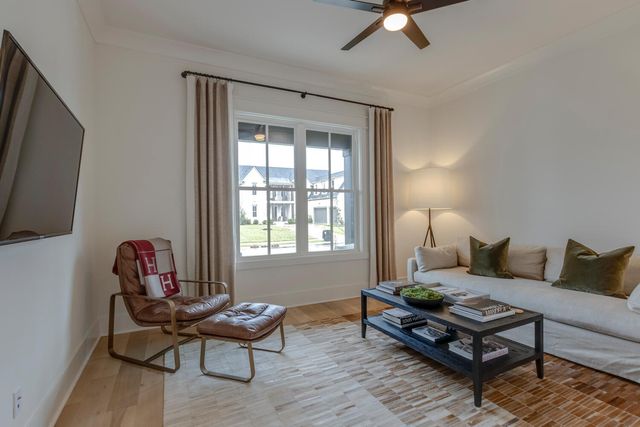 5713 Eaglemont Dr, Murfreesboro, TN 37129