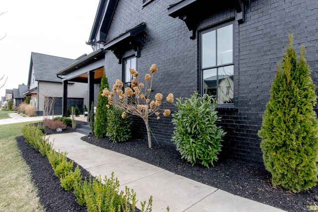 5713 Eaglemont Dr, Murfreesboro, TN 37129