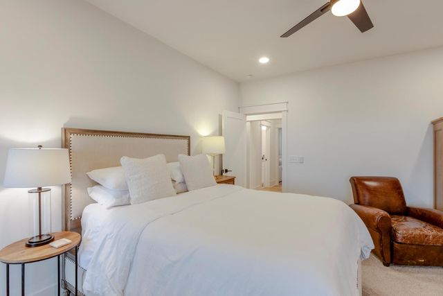 5713 Eaglemont Dr, Murfreesboro, TN 37129