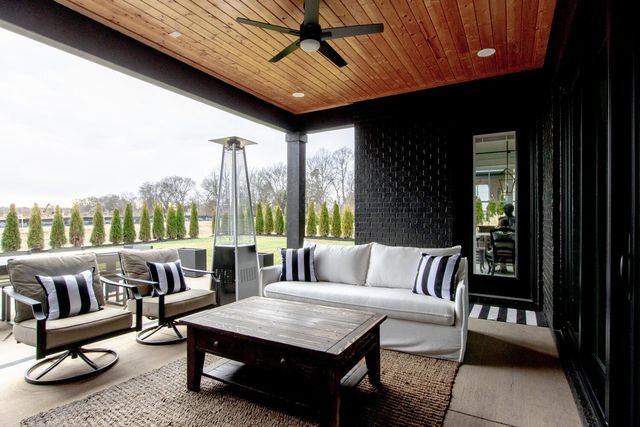 5713 Eaglemont Dr, Murfreesboro, TN 37129