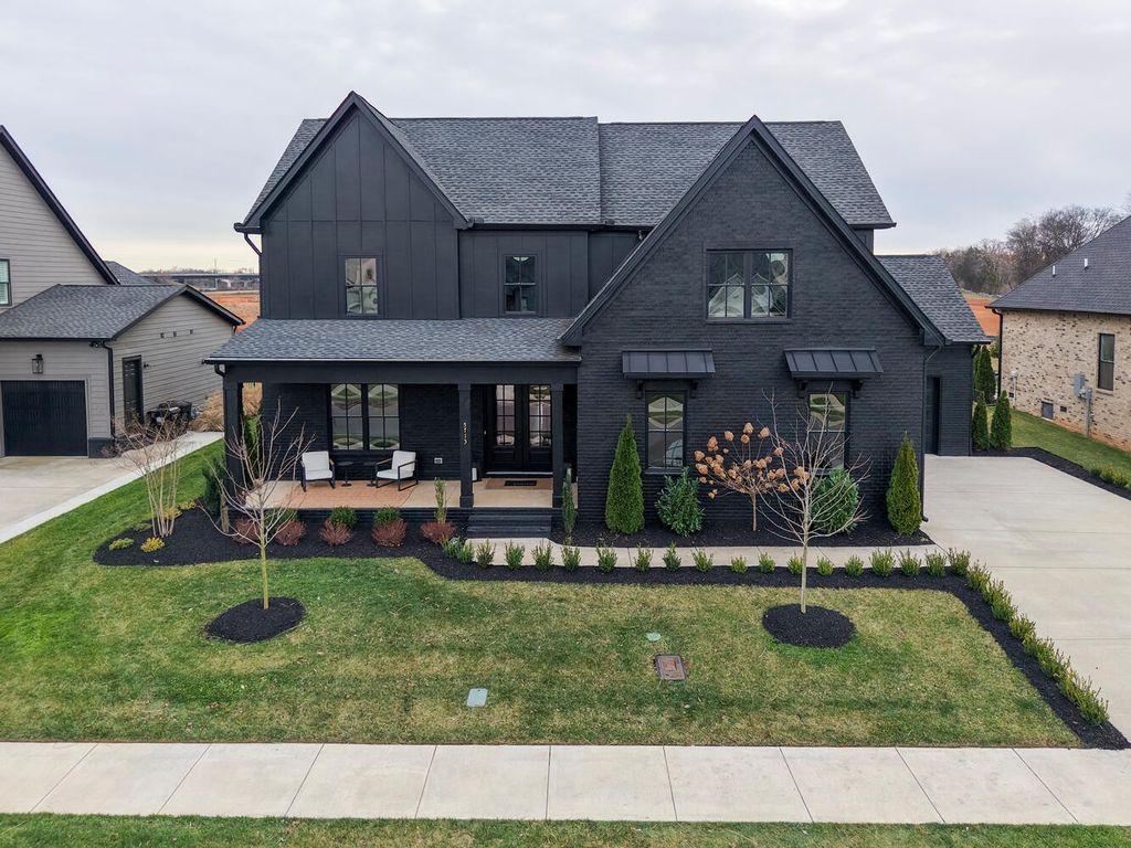 5713 Eaglemont Dr, Murfreesboro, TN 37129