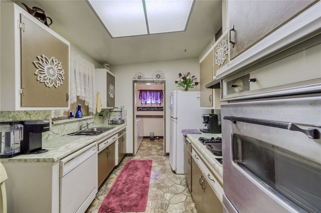 2440 5th Street, Bullhead City, AZ 86429