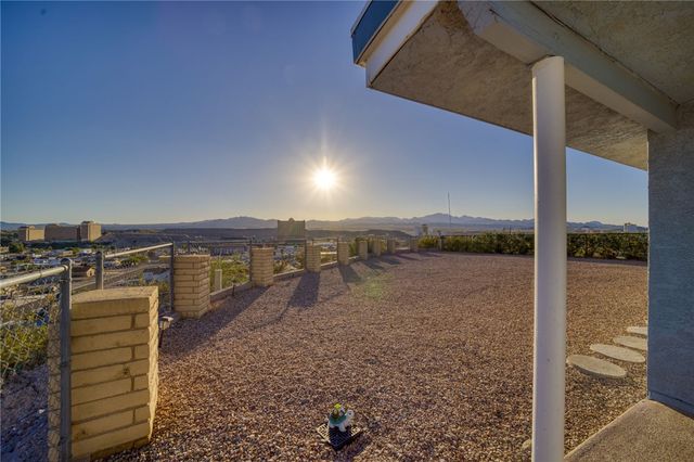 2440 5th Street, Bullhead City, AZ 86429