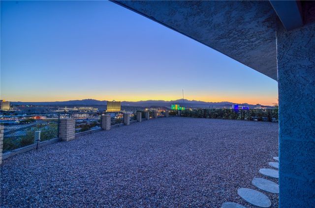 2440 5th Street, Bullhead City, AZ 86429