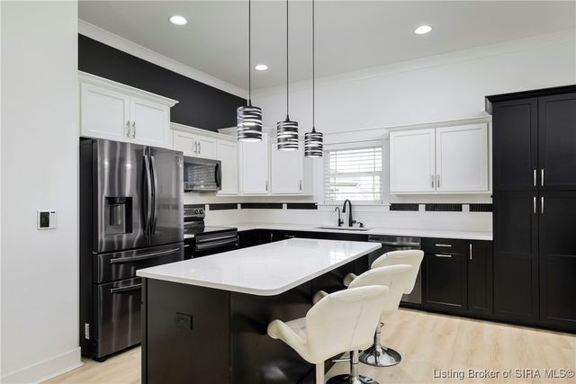 6624 Sunset Loop, Charlestown, IN 47111