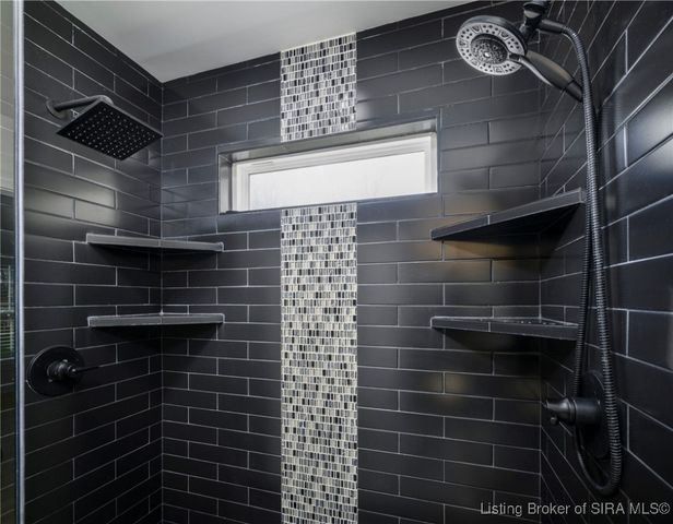 6624 Sunset Loop, Charlestown, IN 47111