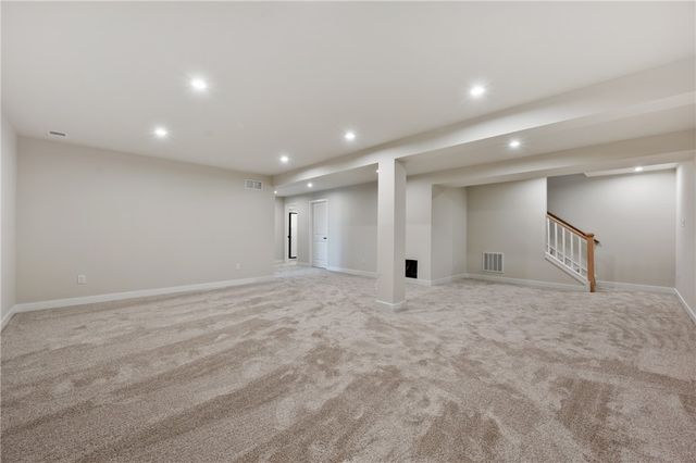 1053 Black Sands Drive, Penn Twp, PA 15644