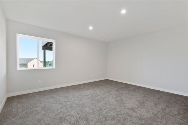 1053 Black Sands Drive, Penn Twp, PA 15644