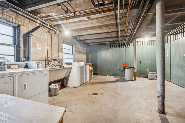 520 Michigan Avenue 1E, Evanston, IL 60202