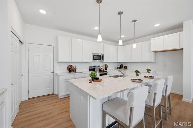 9079 Wilkie Station Street, St Charles, MO 63301
