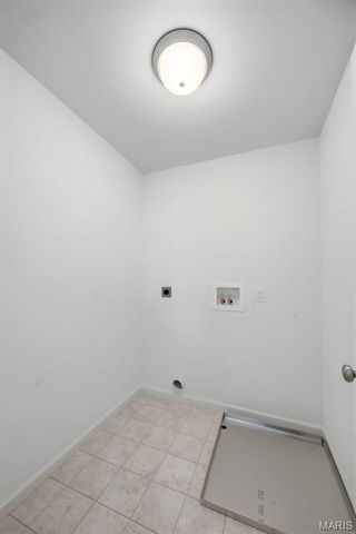 9079 Wilkie Station Street, St Charles, MO 63301