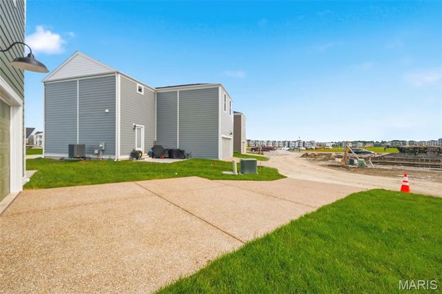 9079 Wilkie Station Street, St Charles, MO 63301