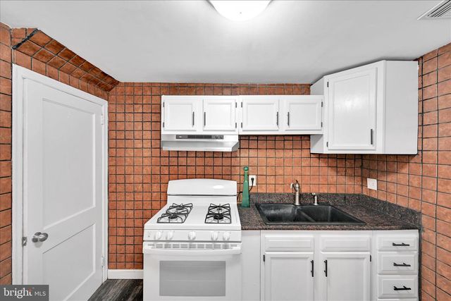 716 S FRANKLIN ST, Lancaster, PA 17602