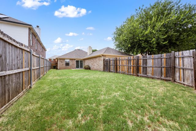 7008 Indiana Avenue, Fort Worth, TX 76137