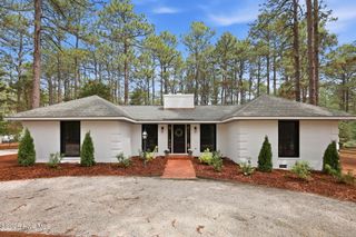 355 Serpentine Drive, Southern Pines, NC 28387