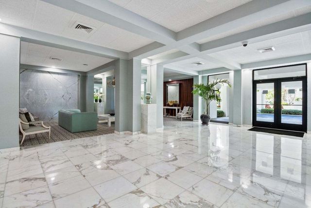 2860 S Ocean Boulevard 516, Palm Beach, FL 33480