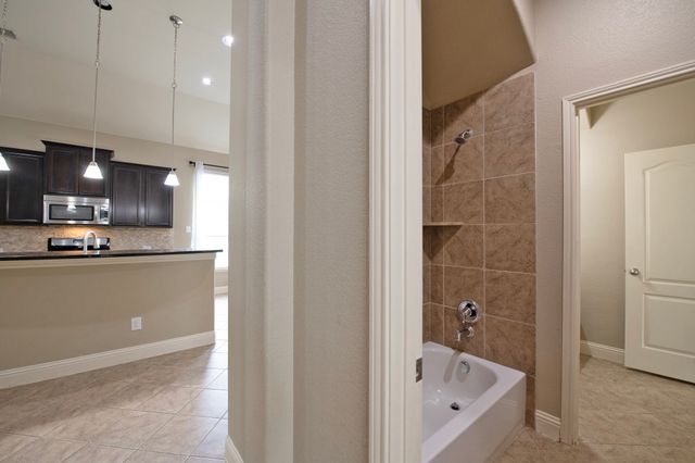 594 Louder Way, Fate, TX 75087