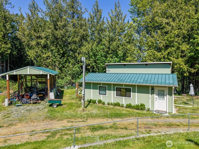 63 E Arnette Road, Port Angeles, WA 98362