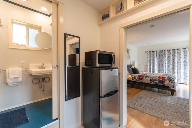 63 E Arnette Road, Port Angeles, WA 98362