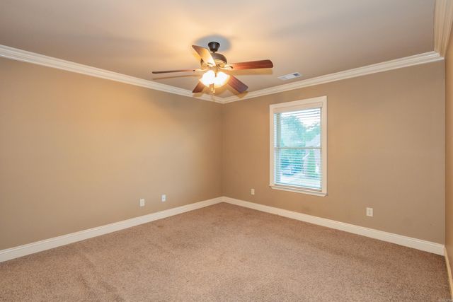 3924 Commonwealth Dr, Bryant, AR 72022