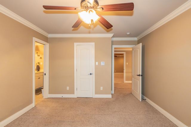 3924 Commonwealth Dr, Bryant, AR 72022