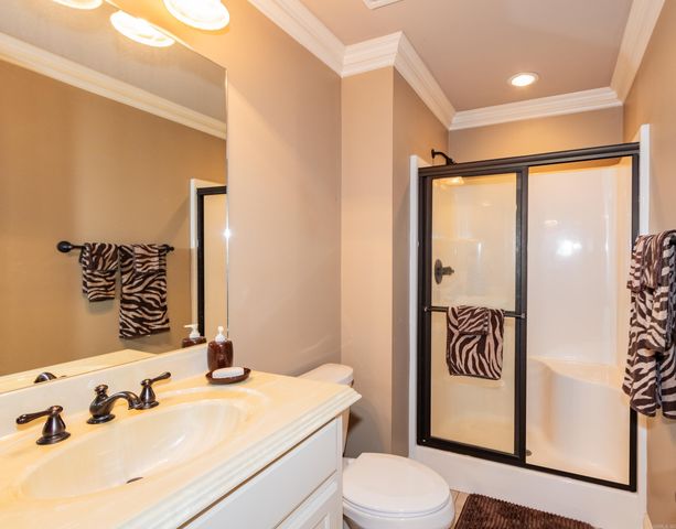 3924 Commonwealth Dr, Bryant, AR 72022