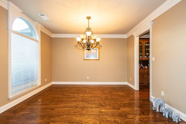 3924 Commonwealth Dr, Bryant, AR 72022