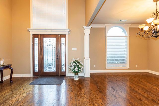3924 Commonwealth Dr, Bryant, AR 72022