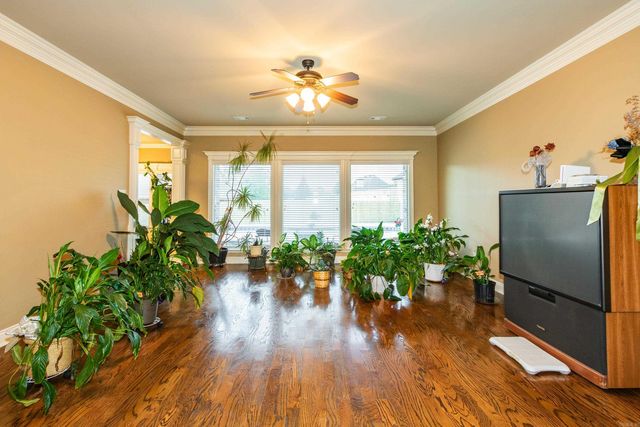 3924 Commonwealth Dr, Bryant, AR 72022