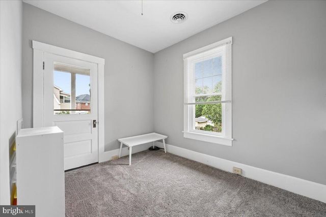 901 DEWEY AVE, Hagerstown, MD 21742