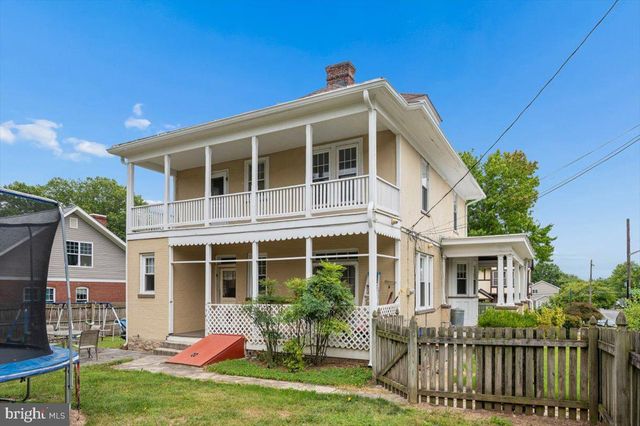 901 DEWEY AVE, Hagerstown, MD 21742