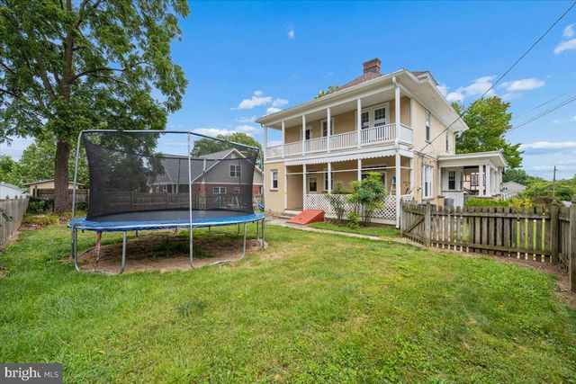 901 DEWEY AVE, Hagerstown, MD 21742