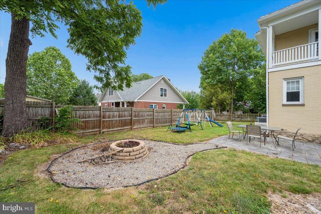 901 DEWEY AVE, Hagerstown, MD 21742